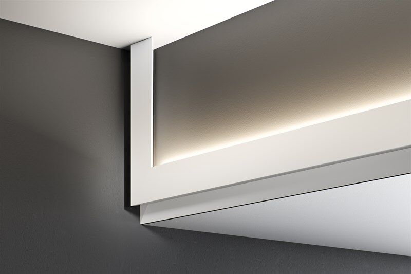 NMC 02 002094 coving in corner with recessed LED strip lighting and clean white trim