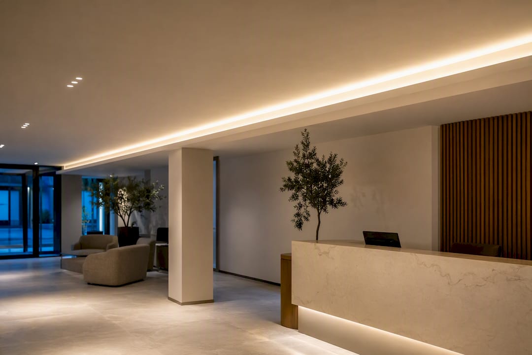 LED-lit coving in commercial reception